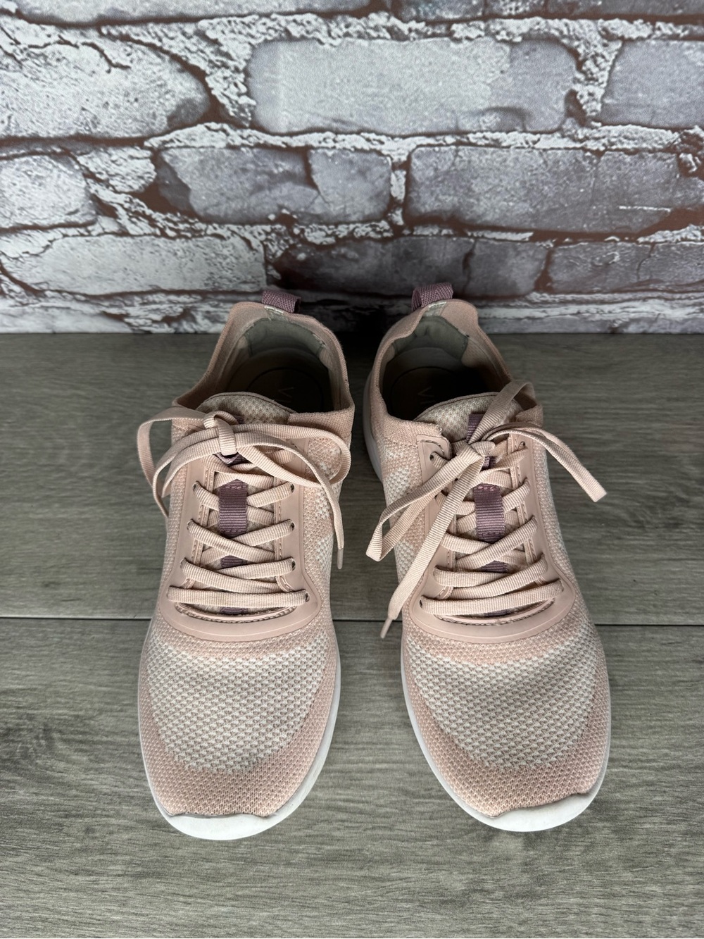 Vionic Blush Pink Lenora Leisure Supportive Walking Shoes Women Sz 7.5M US/38EU - Picture 2 of 13